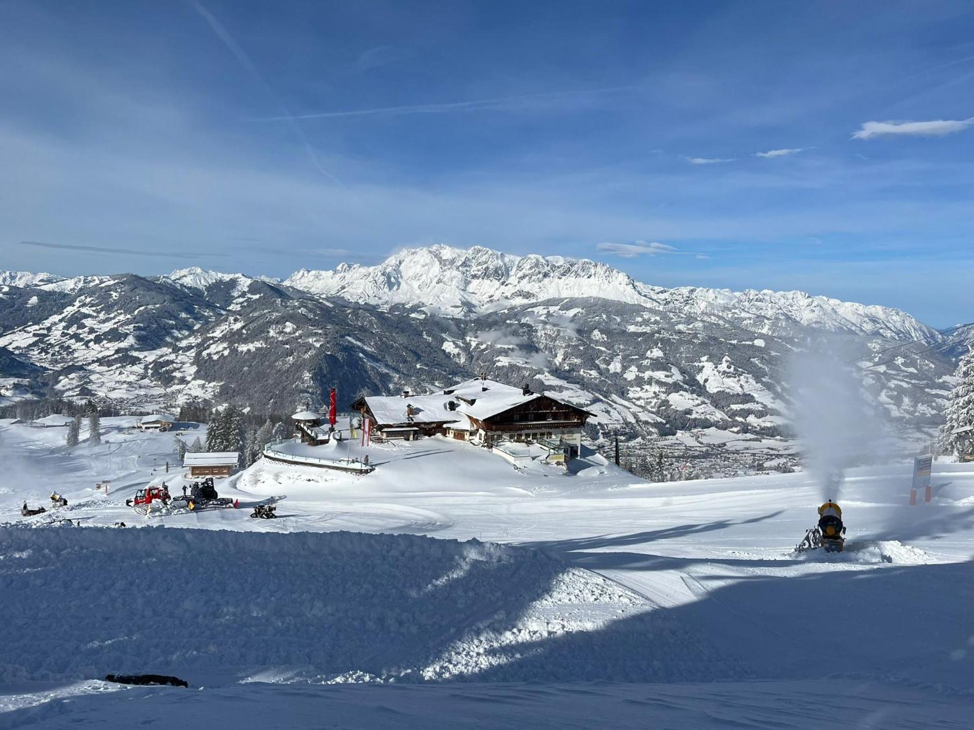 Hotel Forsthof Sankt Johann im Pongau Exterior photo